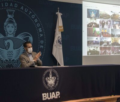 Rector Alfonso Esparza toma protesta a las y los nuevos integrantes de los Consejos de Unidad Académica de la BUAP. (Especial)