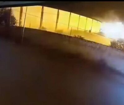 El momento de una de las explosiones en San Pablo Xochimehuacan, Puebla . Foto: video Facebook