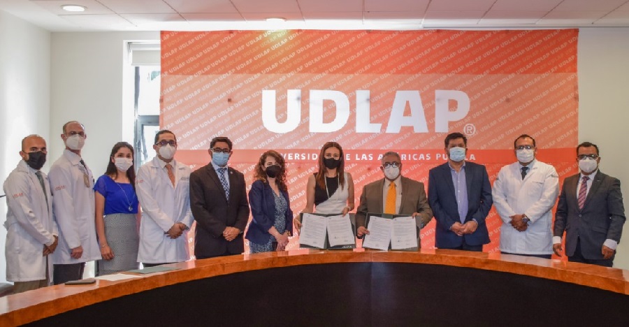 UDLAP y Hospital Universitario de Puebla signan convenio de colaboración. (Especial)