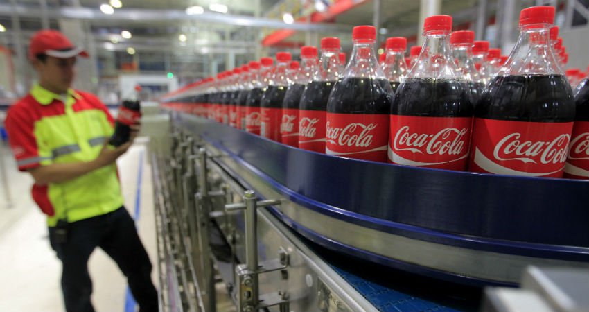 Excelente pretexto para dejar de consumir la bebida gaseosa edulcorada; Coca Cola eleva el precio de sus productos. (Especial)