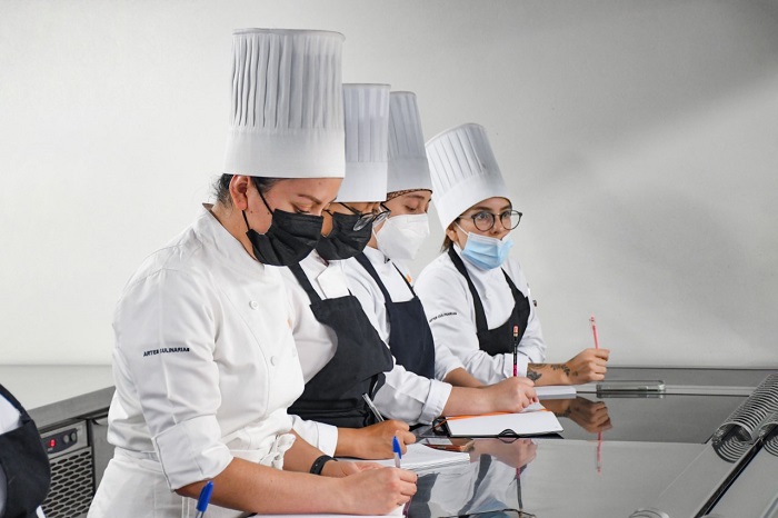 Disciplina, humildad, creatividad, proactividad y enriquecimiento cultural, son elementos claves para el desempeño de un buen chef. (Especial)