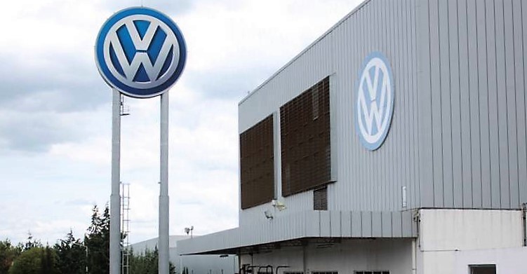 VW Puebla va a otro paro técnico por falta de componentes, como semiconductores, volantes, asientos y aparatos eléctricos, argumenta la empresa. (Archivo)