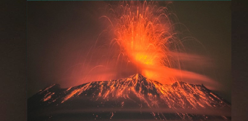 Puebla suspende clases en 40 municipios ante incremento de actividad volcánica del Popocatépetl. (Especial)