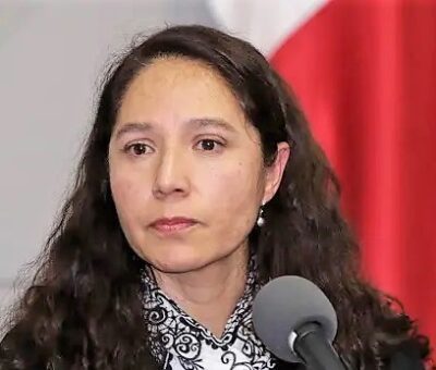 Gobernador Céspedes acepta renuncia de Teresa Castro Corro en Finanzas. Foto / Agencia Enfoque