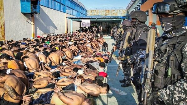Tras el estado de excepción decretado por el presidente Lasso, 2.700 efectivos intervinieron en la penitenciaría. | Foto: Prensa Presidencial