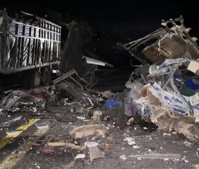 Accidenta en la Cuacnopalan-Oaxaca; hay 16 migrantes muertos y 36 heridos.