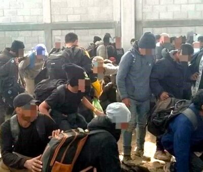 Las autoridades rescataran a más 300 migrantes de una bodega en el Municipio de Coaxomulco, en Tlaxcala. Crédito: Especial