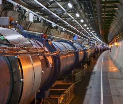 Participan científicos BUAP en reactivación del Gran Colisionador de Hadrones. (BUAP)