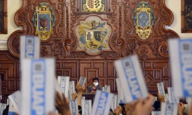 BUAP recibirá a candidatos a la gubernatura de Puebla entre el 22 y 24 de abril. Foto / BUAP