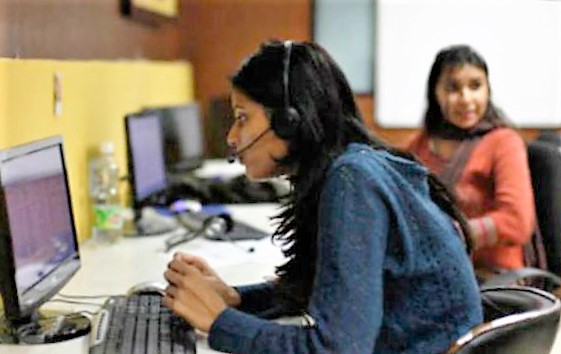 Millones de mujeres enfrentan dolores menstruales mientras están en el trabajo. En algunos casos el dolor menstrual puede ser incapacitante. (Foto: Reuters)