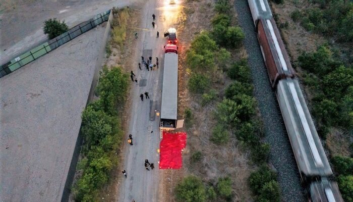 En los últimos meses se ha registrado un número récord de cruces de migrantes en la frontera entre Estados Unidos y México. (AFP)